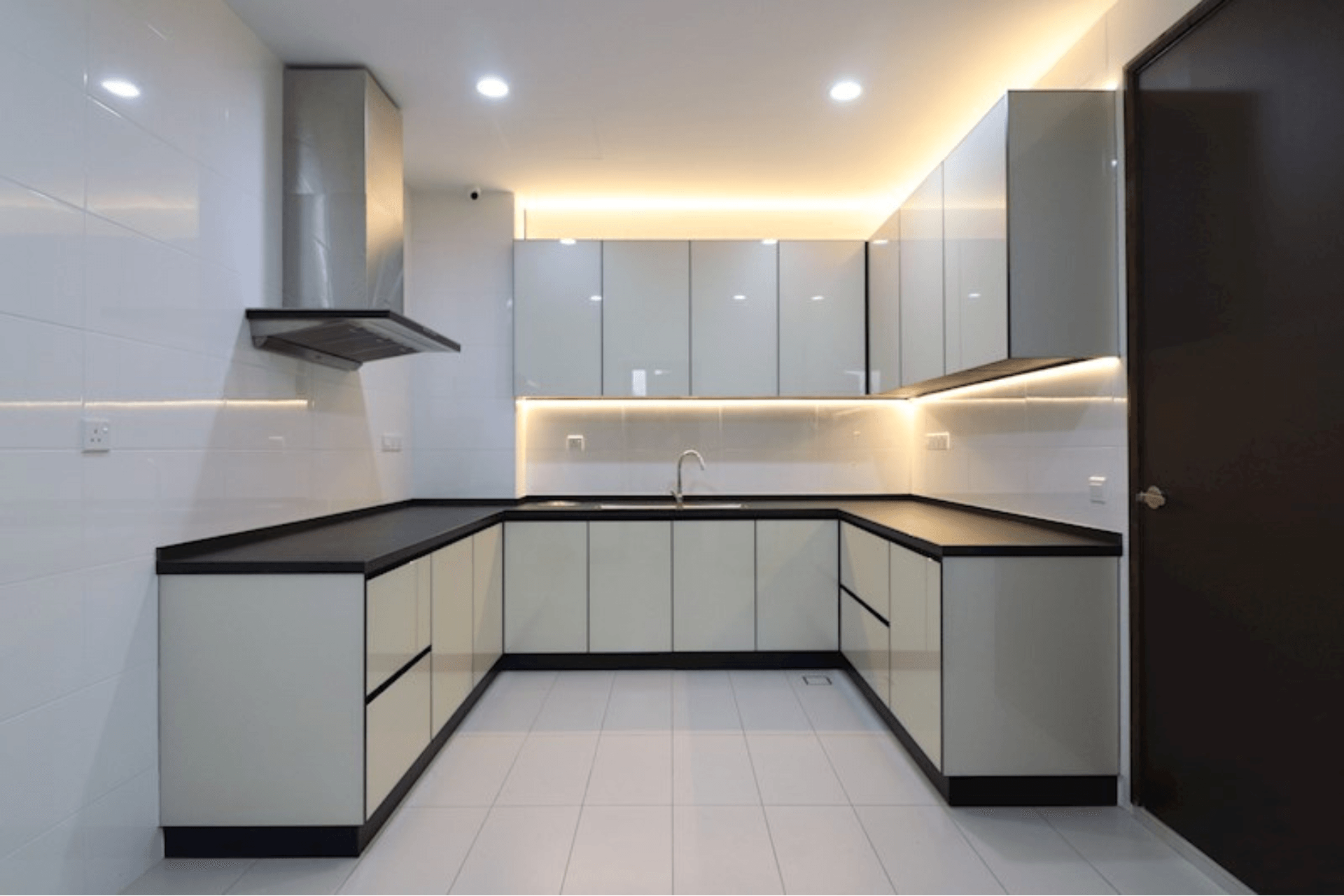 Kitchen Cabinet Johor Bahru Aluminium Kitchen Cabinet, Kitchen Cabinets, Home Kitchen Cabinets, Kitchen Cabinets For Home, Aluminium Kitchen Cabinet Benefits