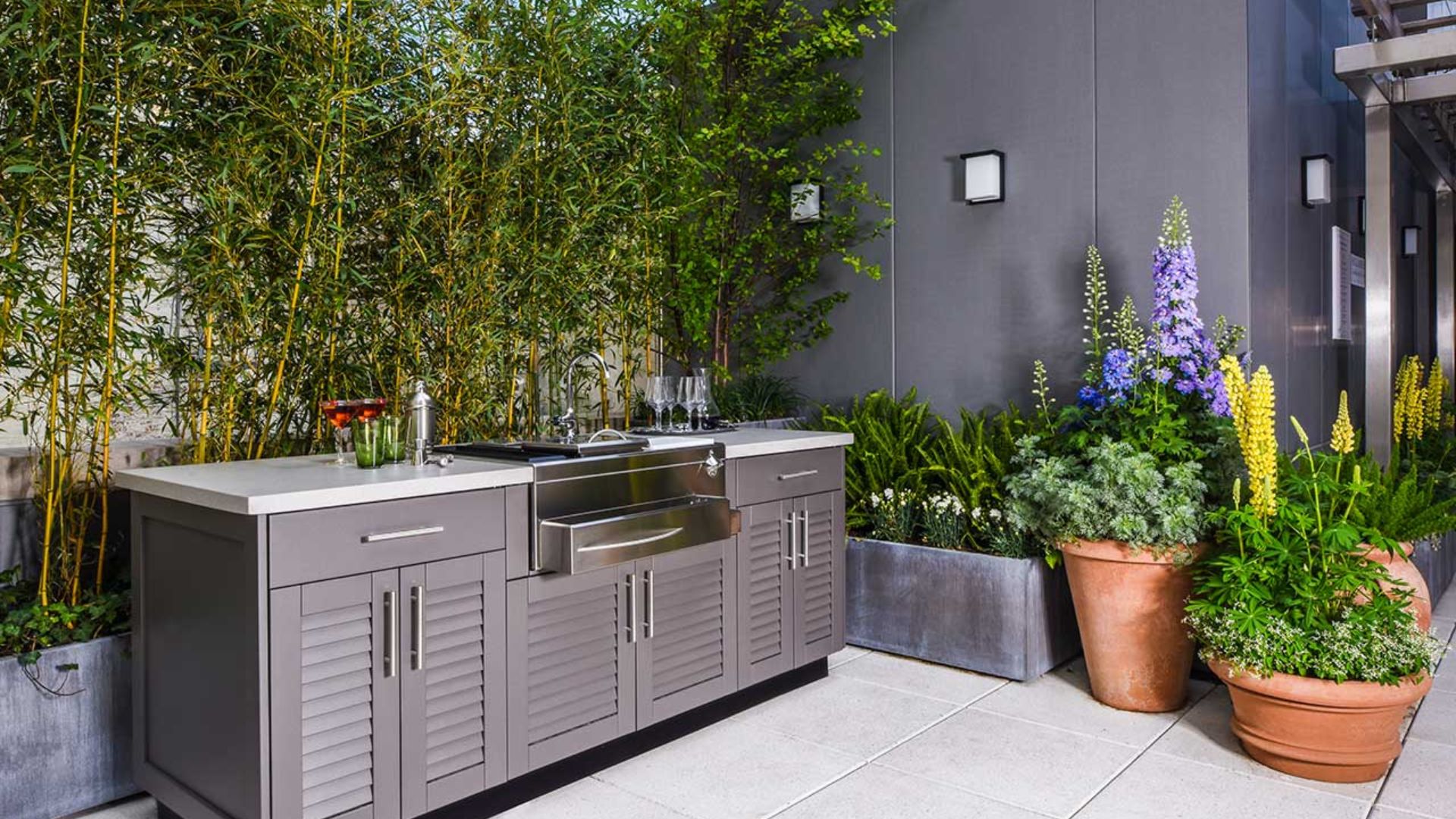 Enhance Space With 5 Best Outdoor Kitchen Materials