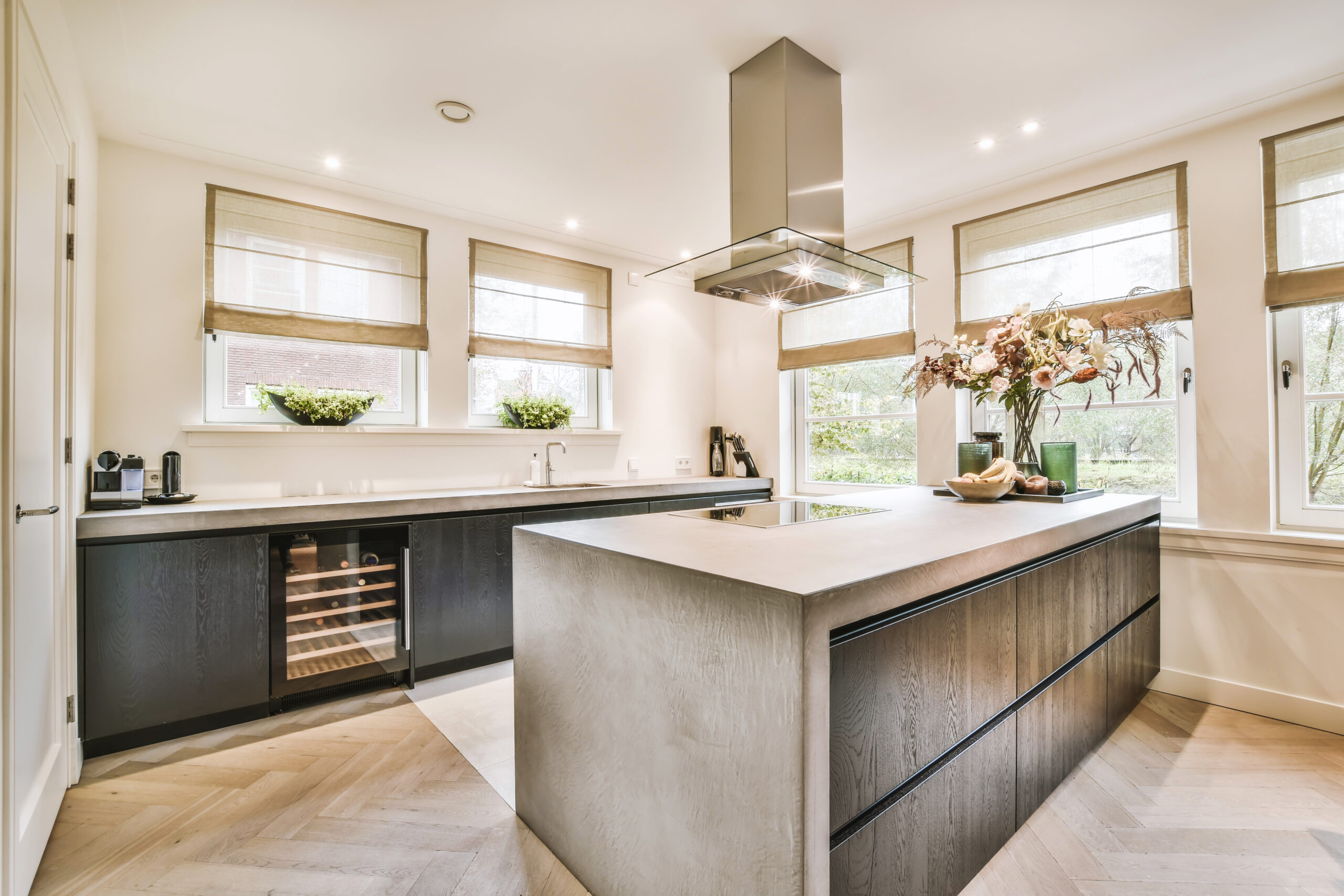 smart kitchen for aging, smart appliances for elderly, kitchen tech and gadgets for elderly