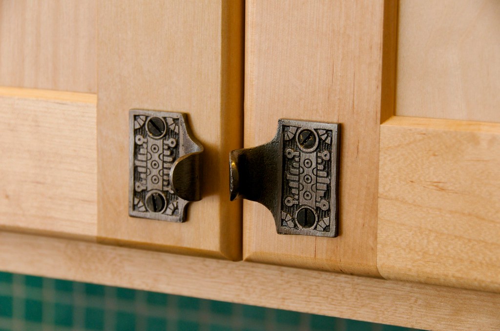 kitchen cabinet hardware