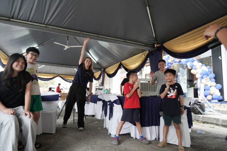 Home Glow Carnival (12)
